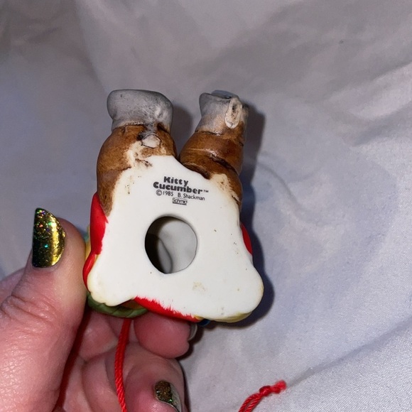 Kitty Cucumber Vintage Holiday Christmas Cat Ice Skater Ornament 1985 - Picture 9 of 12